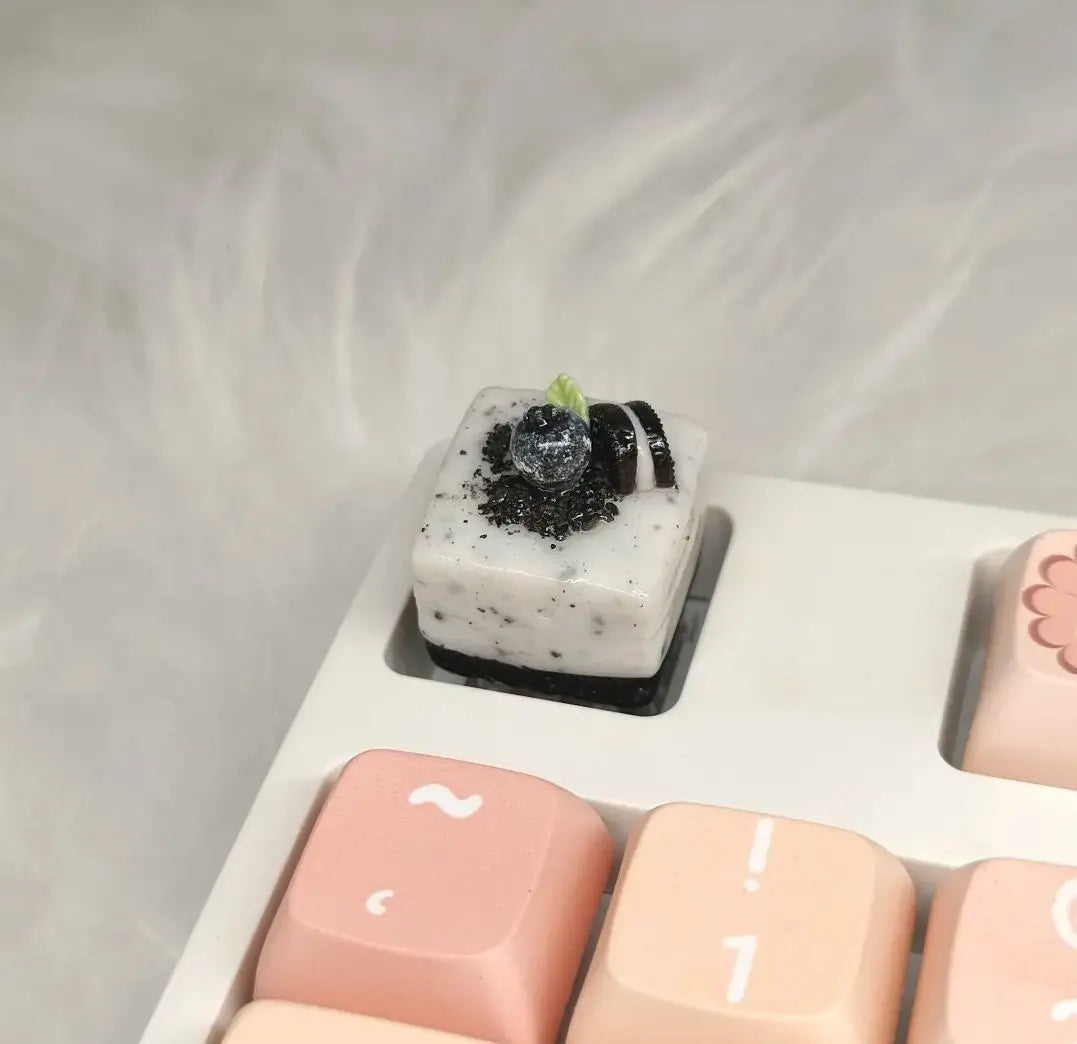 Original Cute Cake Keycap Kawaii Clay Keyboard Caps Custom Handmade Game Artistic Keycaps for Mechanical Keyboard Gift MX Switch