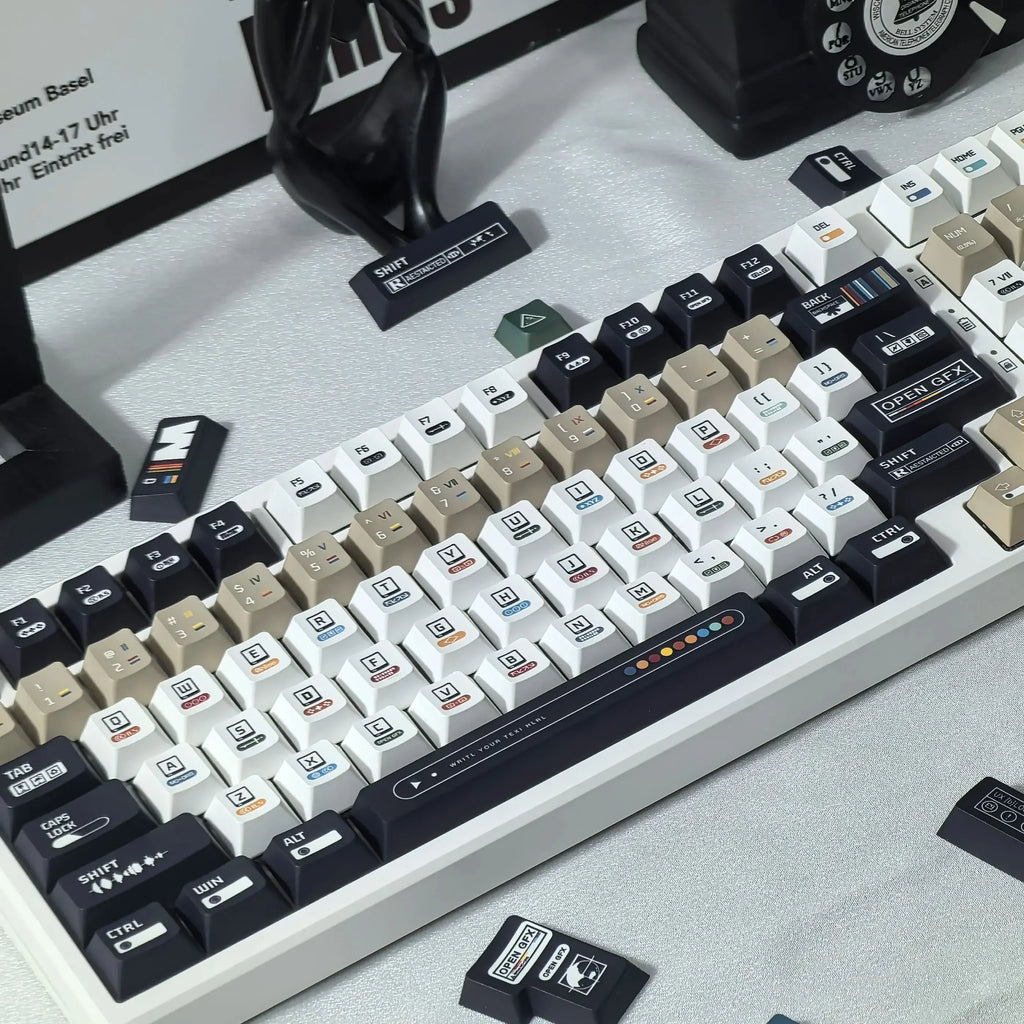 韩国键帽 极繁主义主题键帽 135 键樱桃 Pbt 俄语英语复古键帽黑白设计“L”形输入键